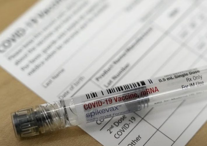 Moderna llega a farmacias