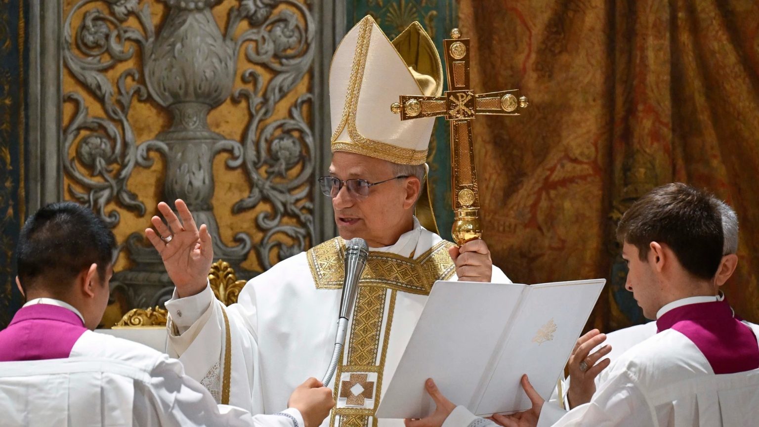 Papa León XIV inicia su pontificado con un llamado a la fe y misión ...