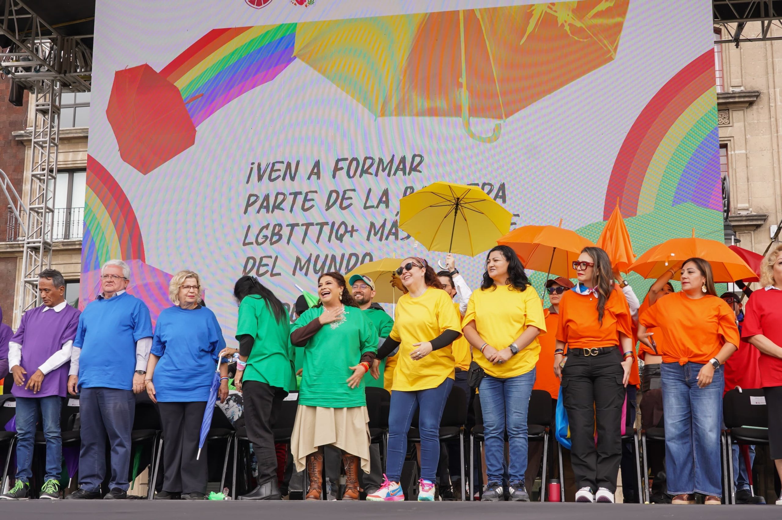 clara brugada bandera lgbt