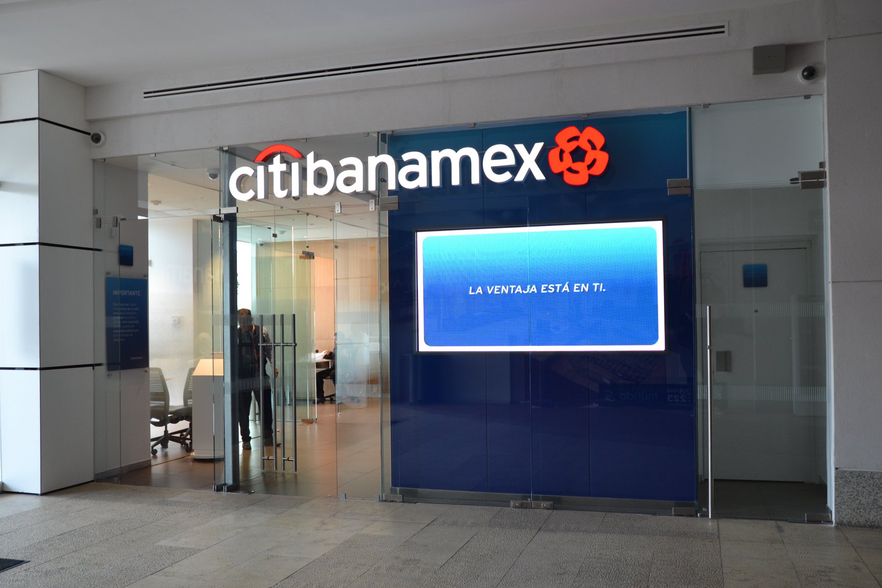 Citi vendió una parte de Banamex.