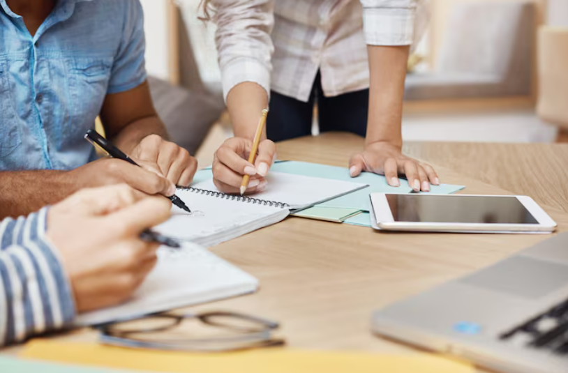 Pobreza laboral disminuye en México: INEGI revela que decreció en 3.1 puntos porcentuales