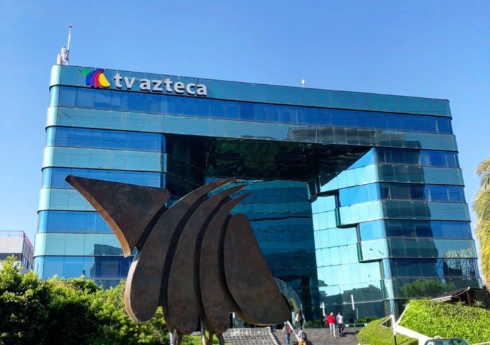 TV Azteca anuncia su reorganización tras constantes crisis internas.