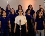 Julieta Venegas encabeza una reinterpretación de “La Niña Futbolista”