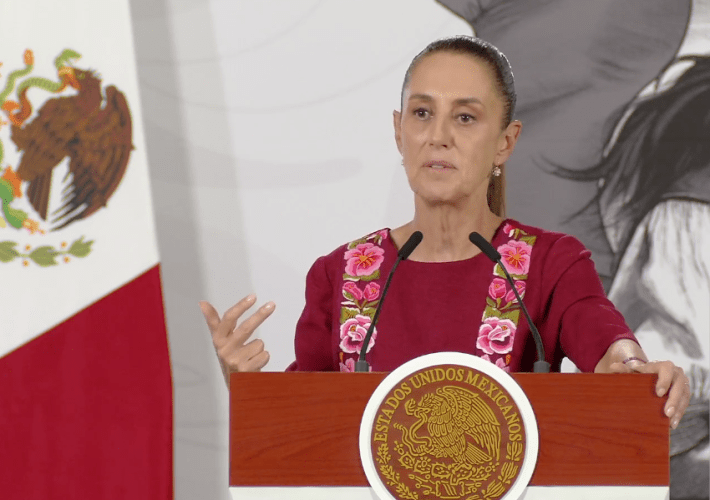 Sheinbaum presume avance en abasto de medicamentos