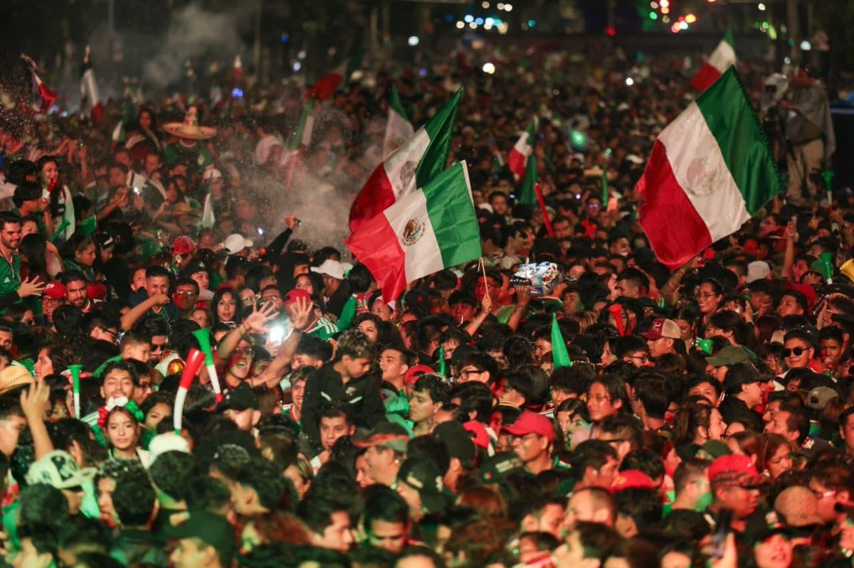 La Ciudad de México celebra clasificatoria mundial de México