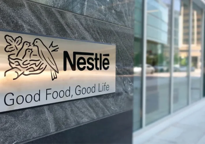 Nestlé retirará los colorantes artificiales de todo su portafolio
