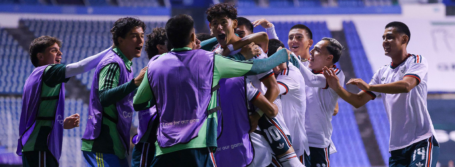 México vence a Guatemala y cierra invicto la fase de grupos
