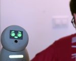 El Gobierno de España impulsa el desarrollo de un robot equipado con inteligencia artificial e inteligencia emocional que busca convertirse en una herramienta de apoyo para niñas y niños dentro del espectro autista