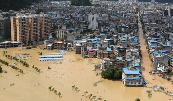 El este de China y Taiwán enfrentan las consecuencias del paso de uno de los tifones más intensos registrados en la región