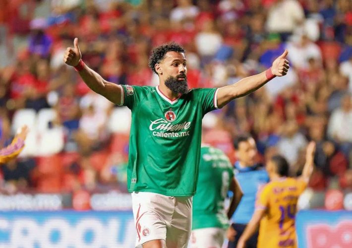 Xolos golea a Tigres y arranca con fuerza el Apertura 2026