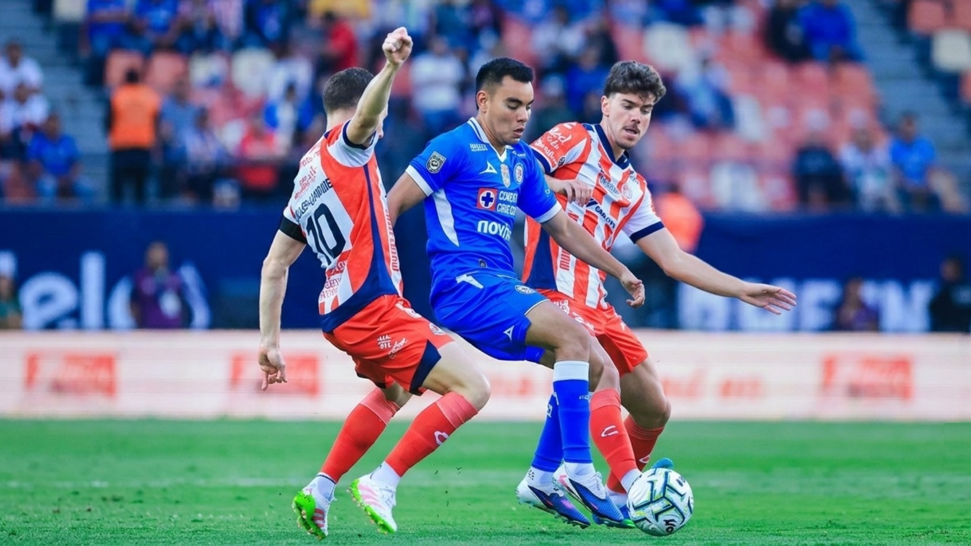 Jeremy Márquez guía triunfo de Cruz Azul sobre San Luis