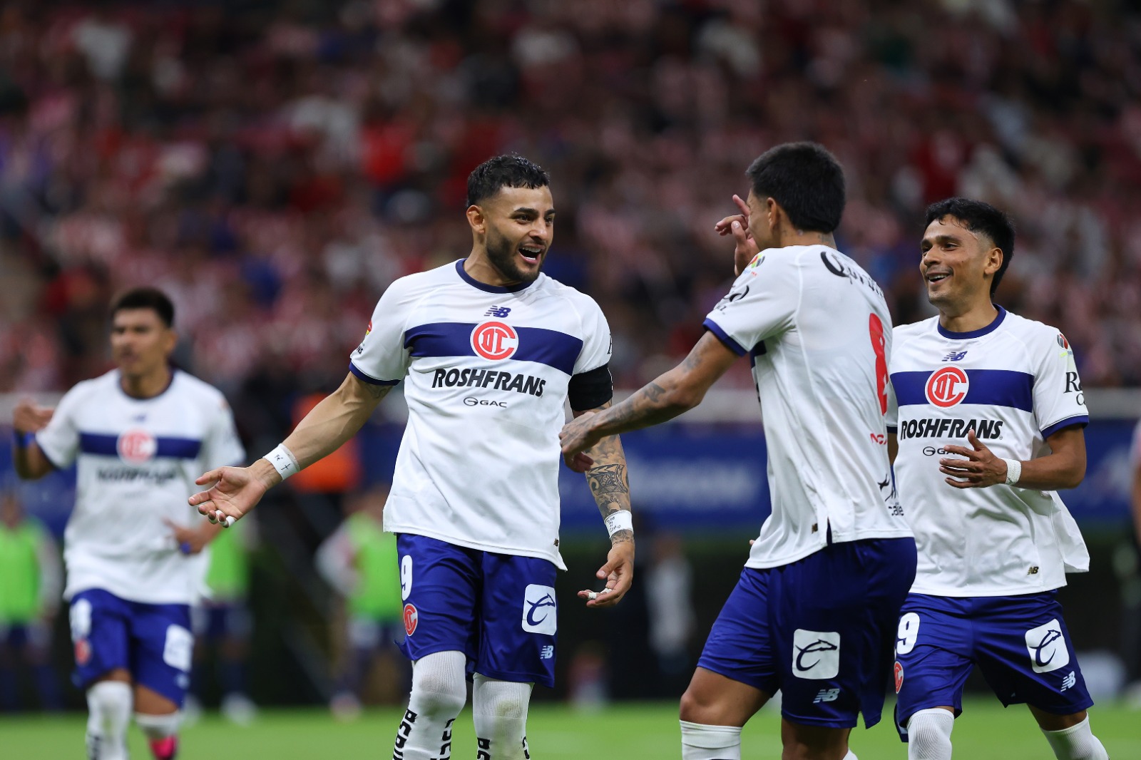 Chivas cae ante Toluca en su debut del Apertura 2026