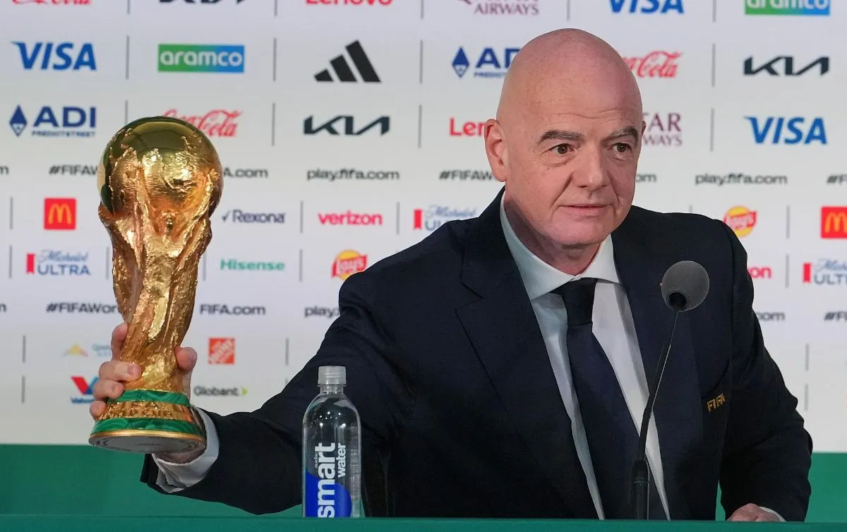 Infantino da marcha atrás al FIFA Forward Enterprise