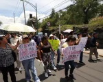 Aspirantes protestan frente a Rectoría de la UNAM
